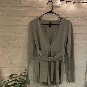 urban outfitters | v-neck romper